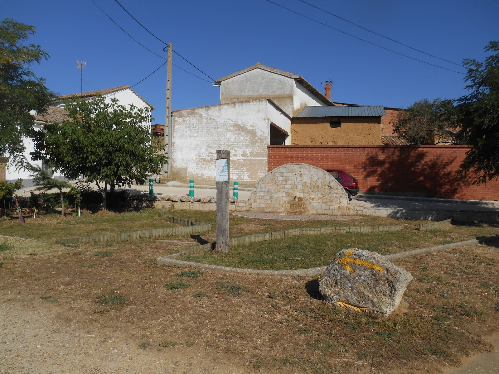 Hostel Jacques De Molay photo 9, albergue accommodation in Terradillos de los Templarios on the Camino Frances