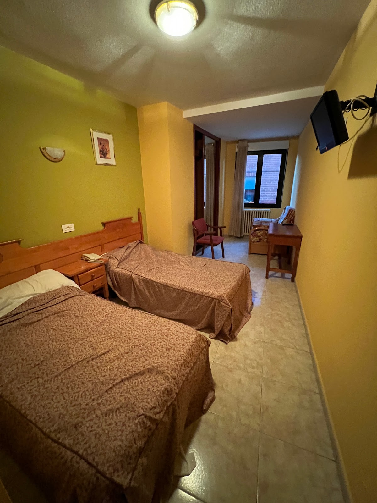 Dormero Hotel y Albergue photo 12, guesthouse accommodation in Sahagún on the Camino Frances