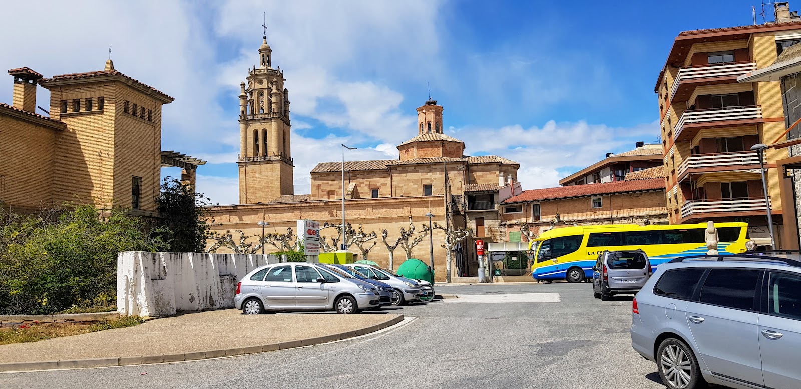 Monaco, hotel accommodation in Los Arcos on the Camino Frances