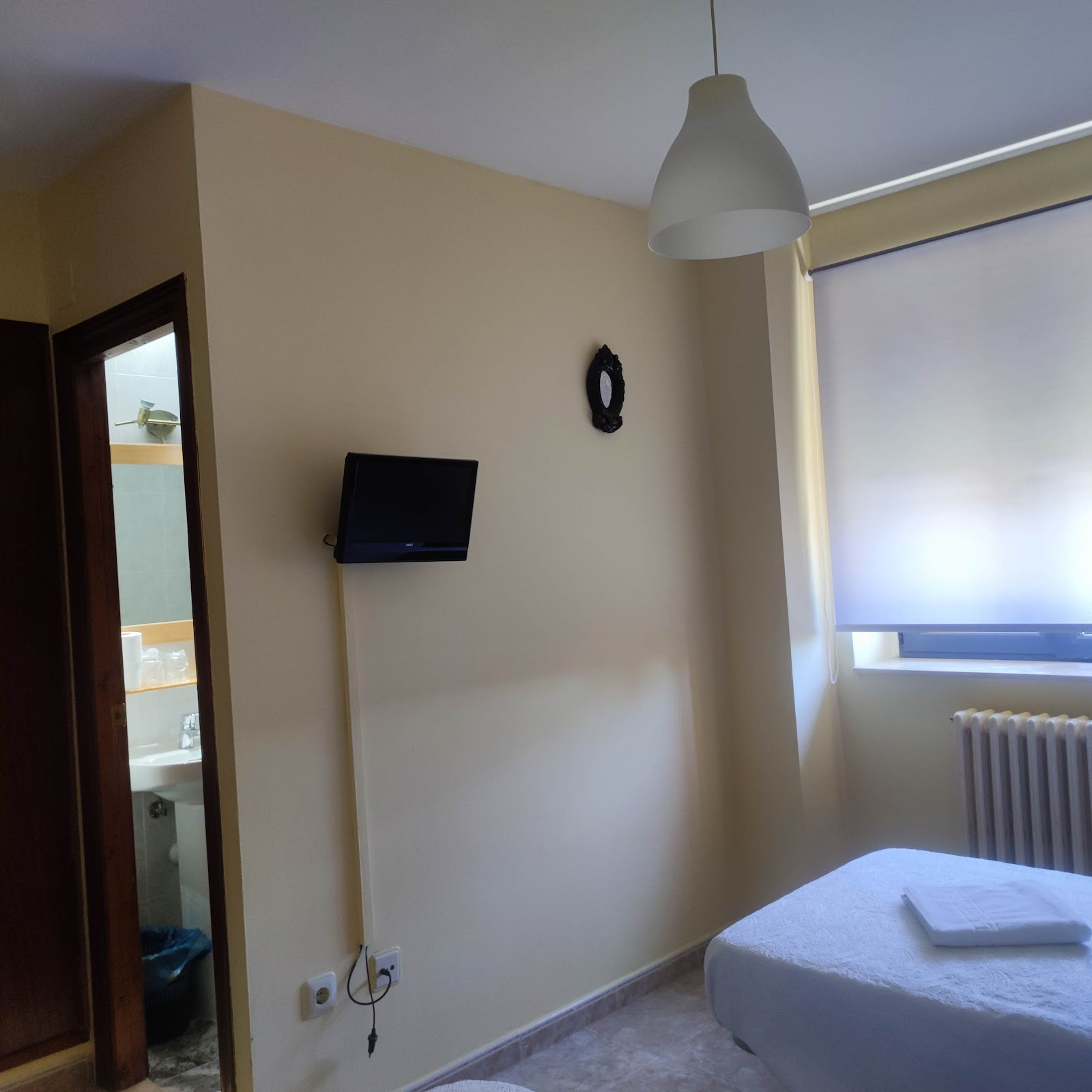 Hostal San Martín photo 4, pension accommodation in Mansilla de las Mulas on the Camino Frances