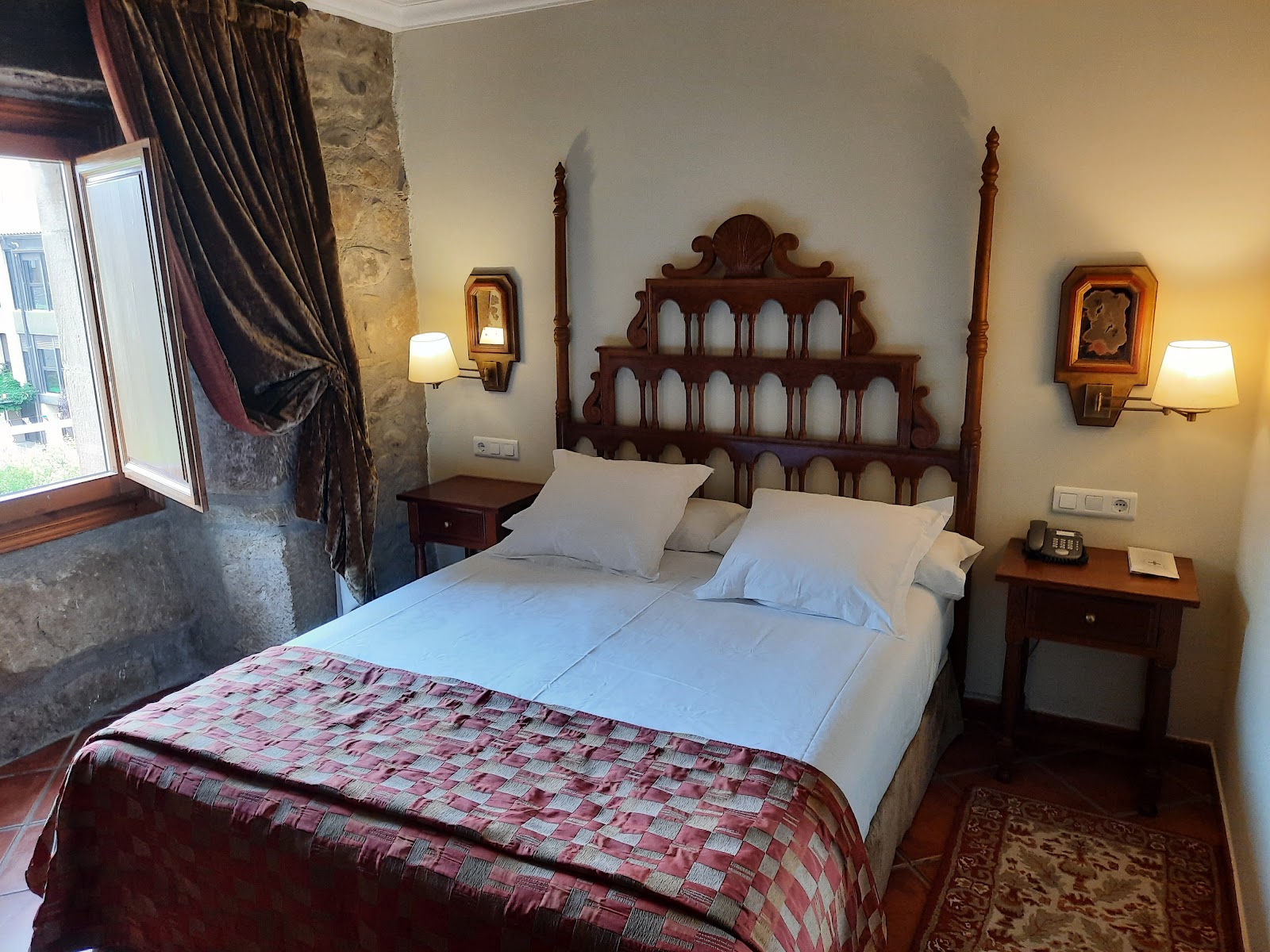 Parador de Santo Domingo Bernardo de Fresneda photo 2, parador accommodation in Santo Domingo de la Calzada on the Camino Frances