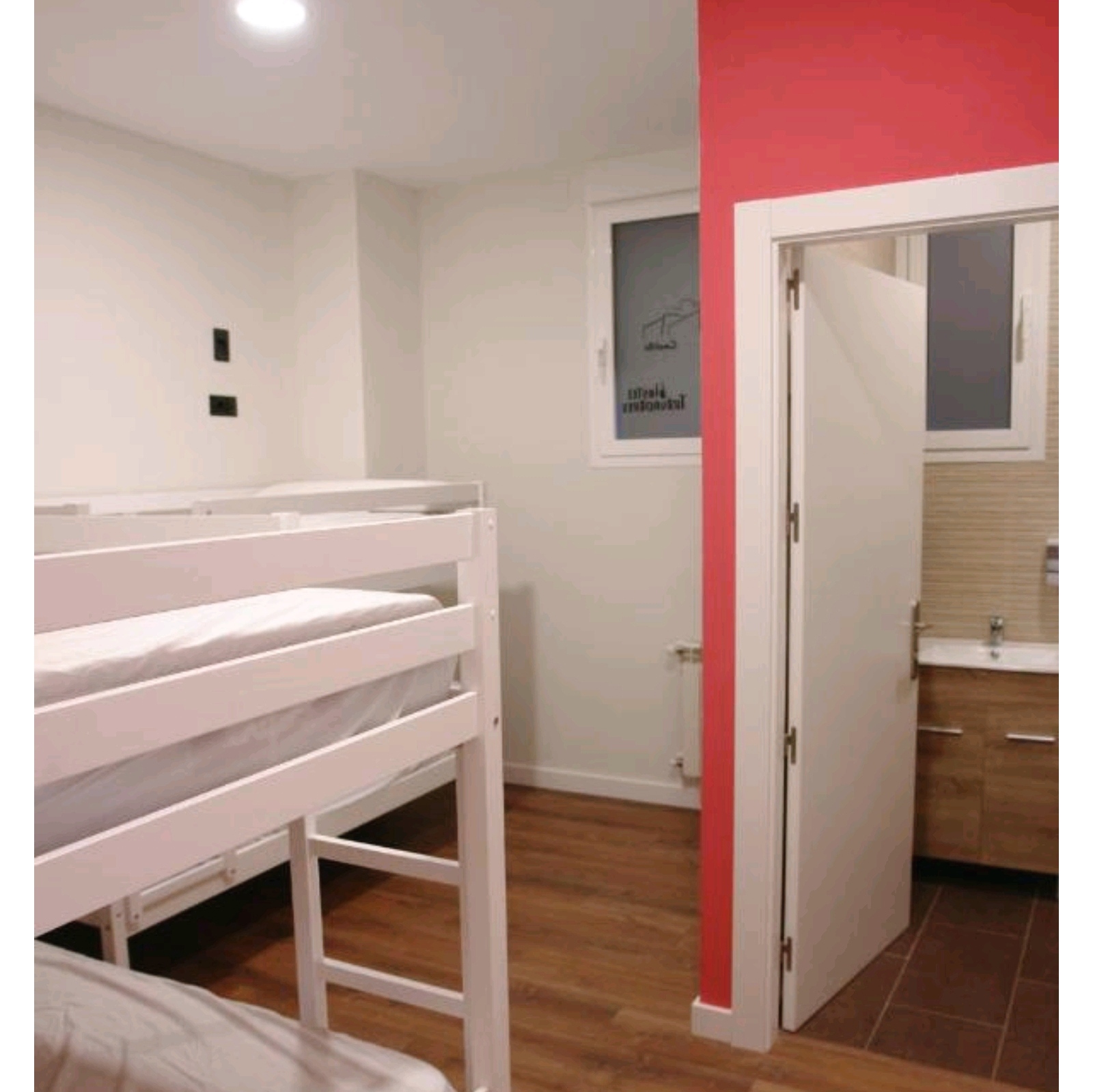 Hostel Trovadores photo 5, albergue accommodation in Burgos on the Camino Frances