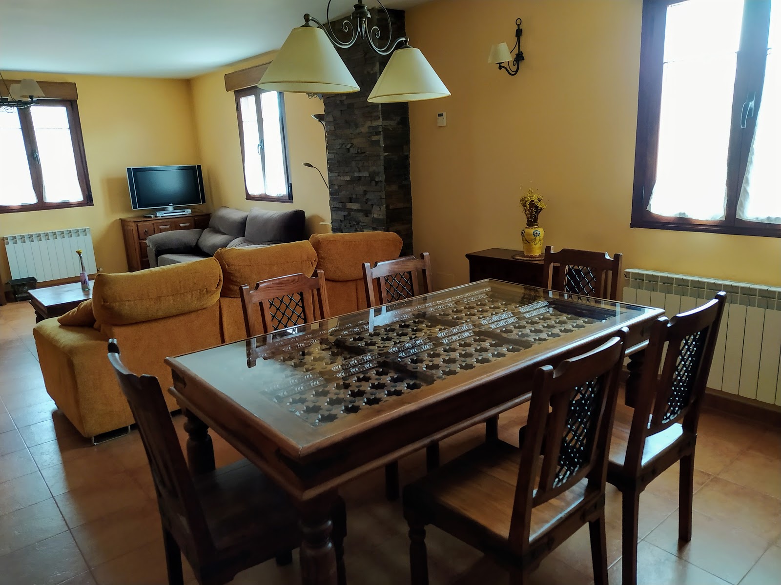 Casa Rural Fortaleza photo 7, apartment accommodation in Orbaneja Riopico on the Camino Frances