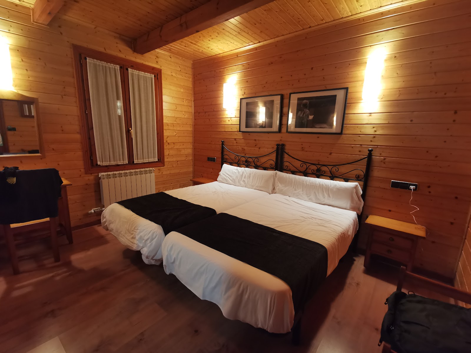 La Cabaña photo 9, pension accommodation in Os Chacotes on the Camino Frances