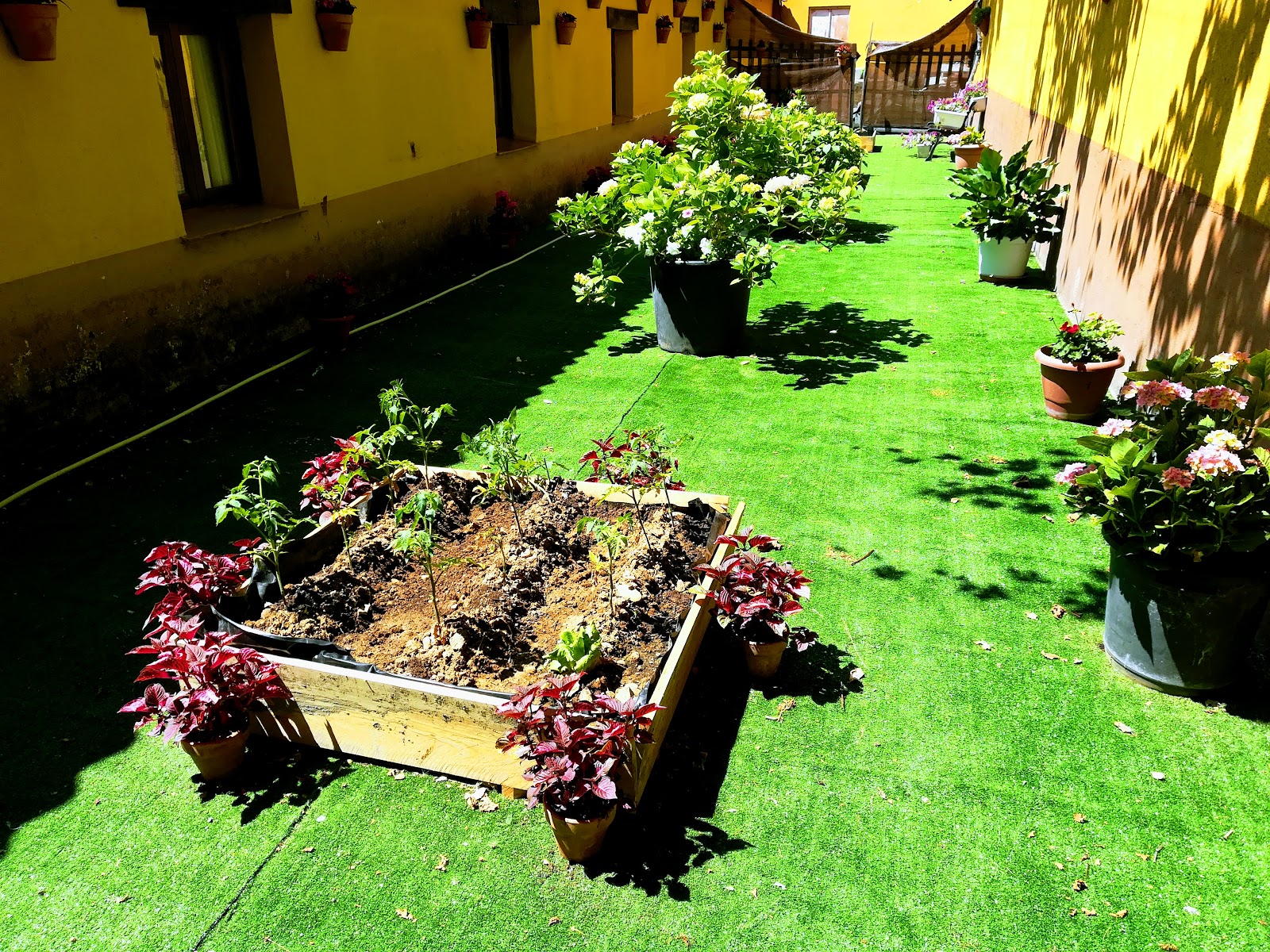 Albergue San Pelayo photo 19, hostel accommodation in Puente Villarente on the Camino Frances