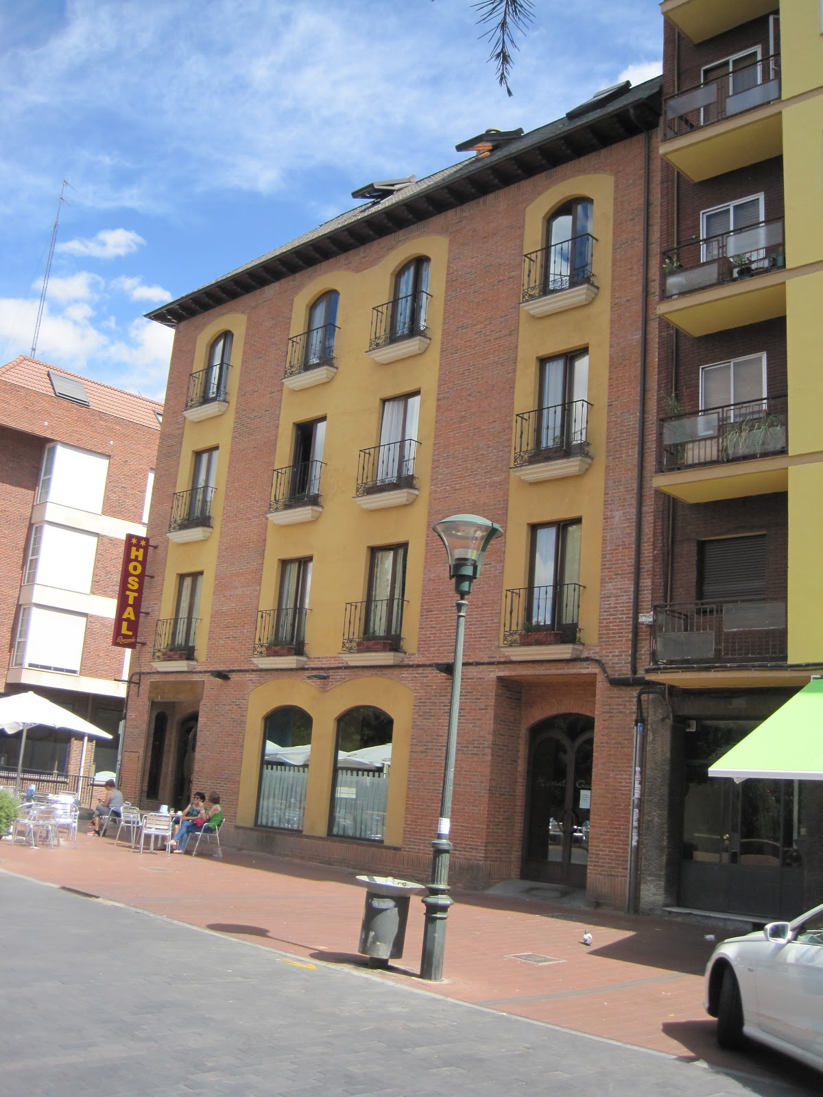 Hostal Quevedo photo 4, pension accommodation in León on the Camino Frances