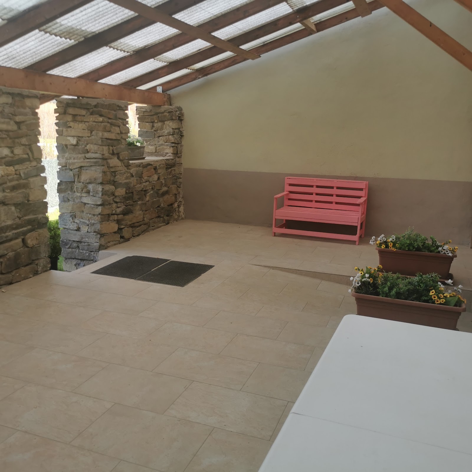 Casa Gilenzar photo 5, apartment accommodation in Urdániz on the Camino Frances