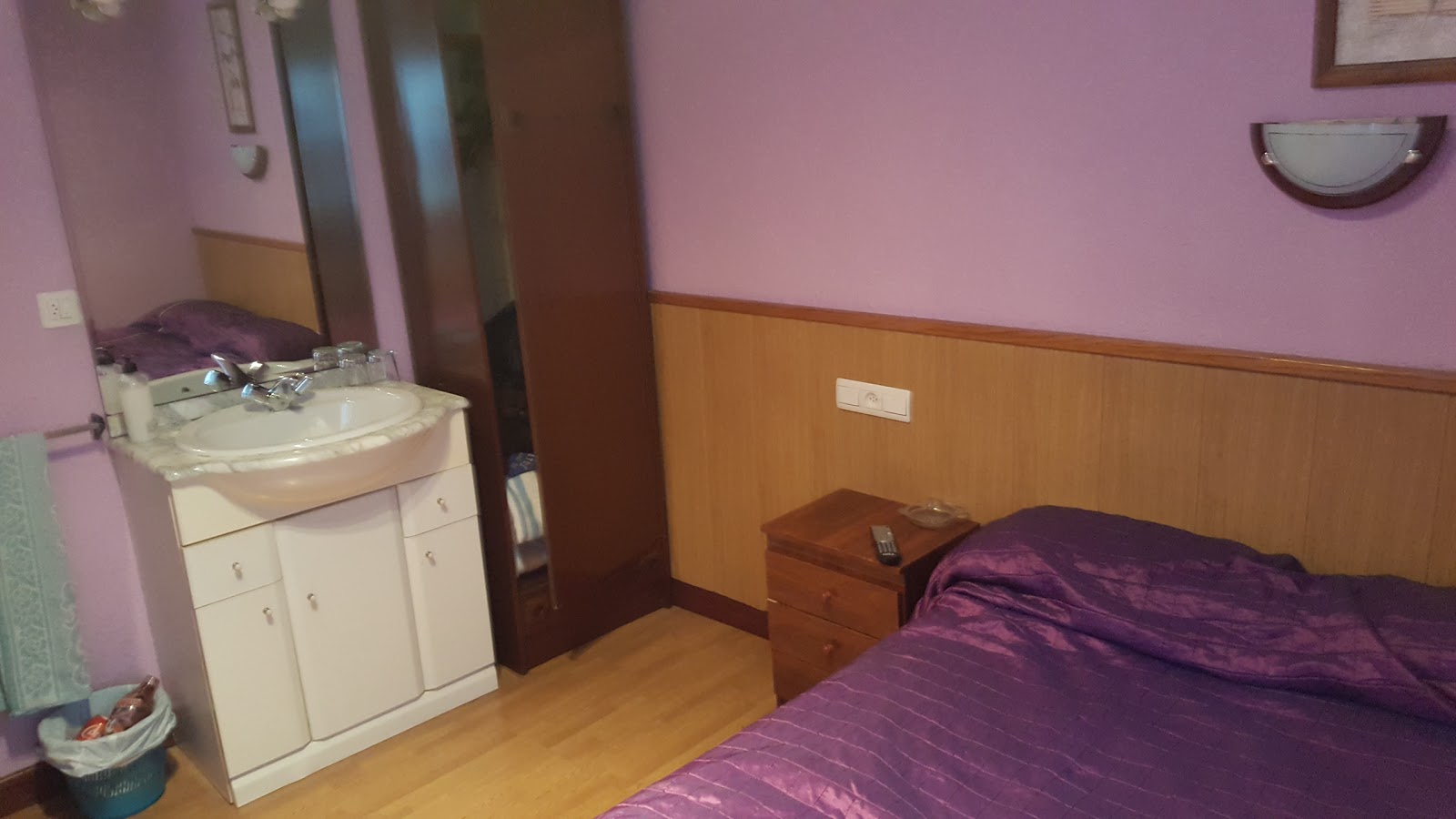 Hostal Hilton photo 7, pension accommodation in Burgos on the Camino Frances