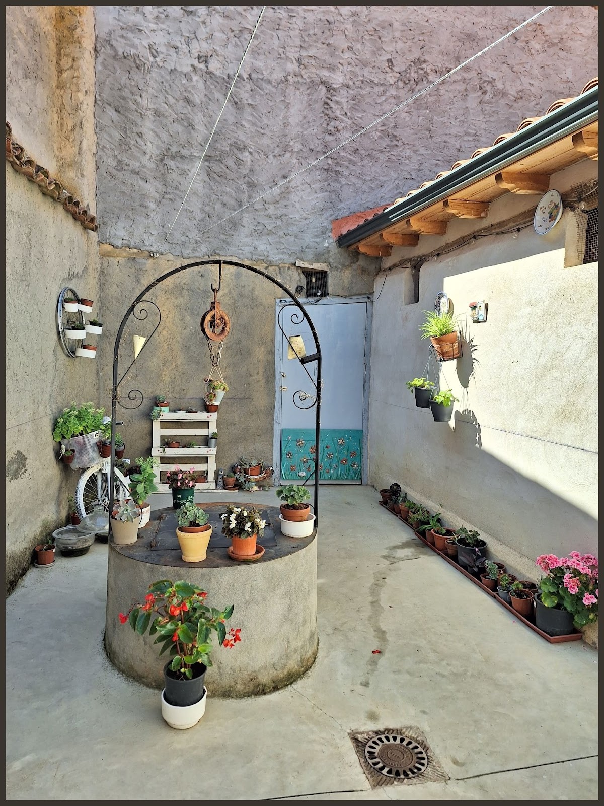 Casa Pita photo 17, villa accommodation in San Justo de la Vega on the Camino Frances