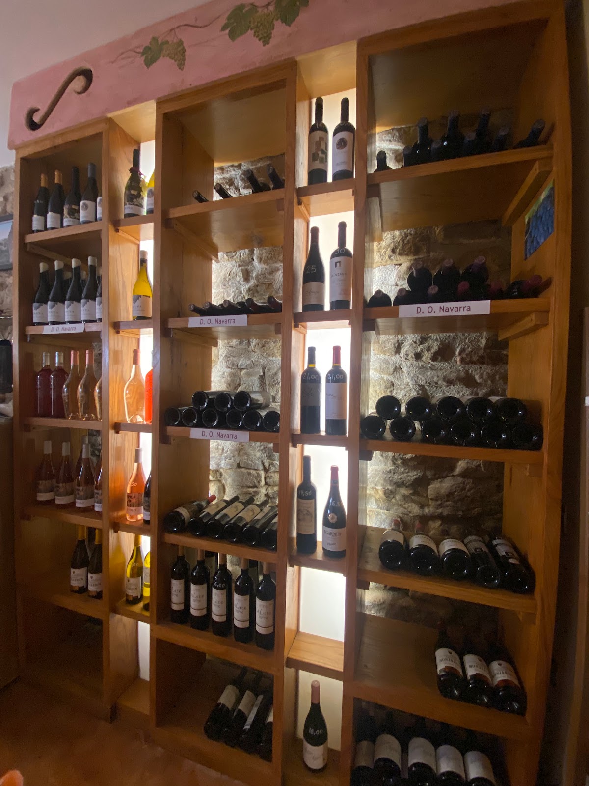 Vinoteca Ganbara photo 6, apartment accommodation in Puente La Reina / Gares on the Camino Frances