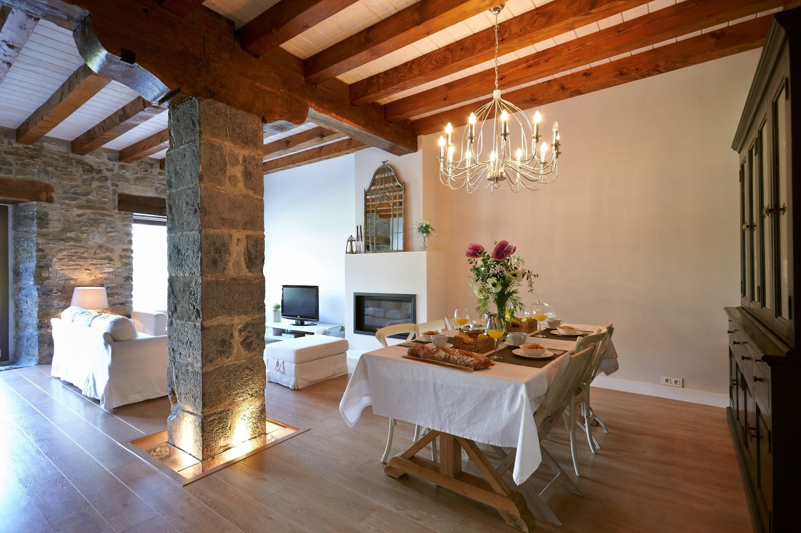 Casa de Pío. Casa Rural photo 9, apartment accommodation in Larrasoaña on the Camino Frances