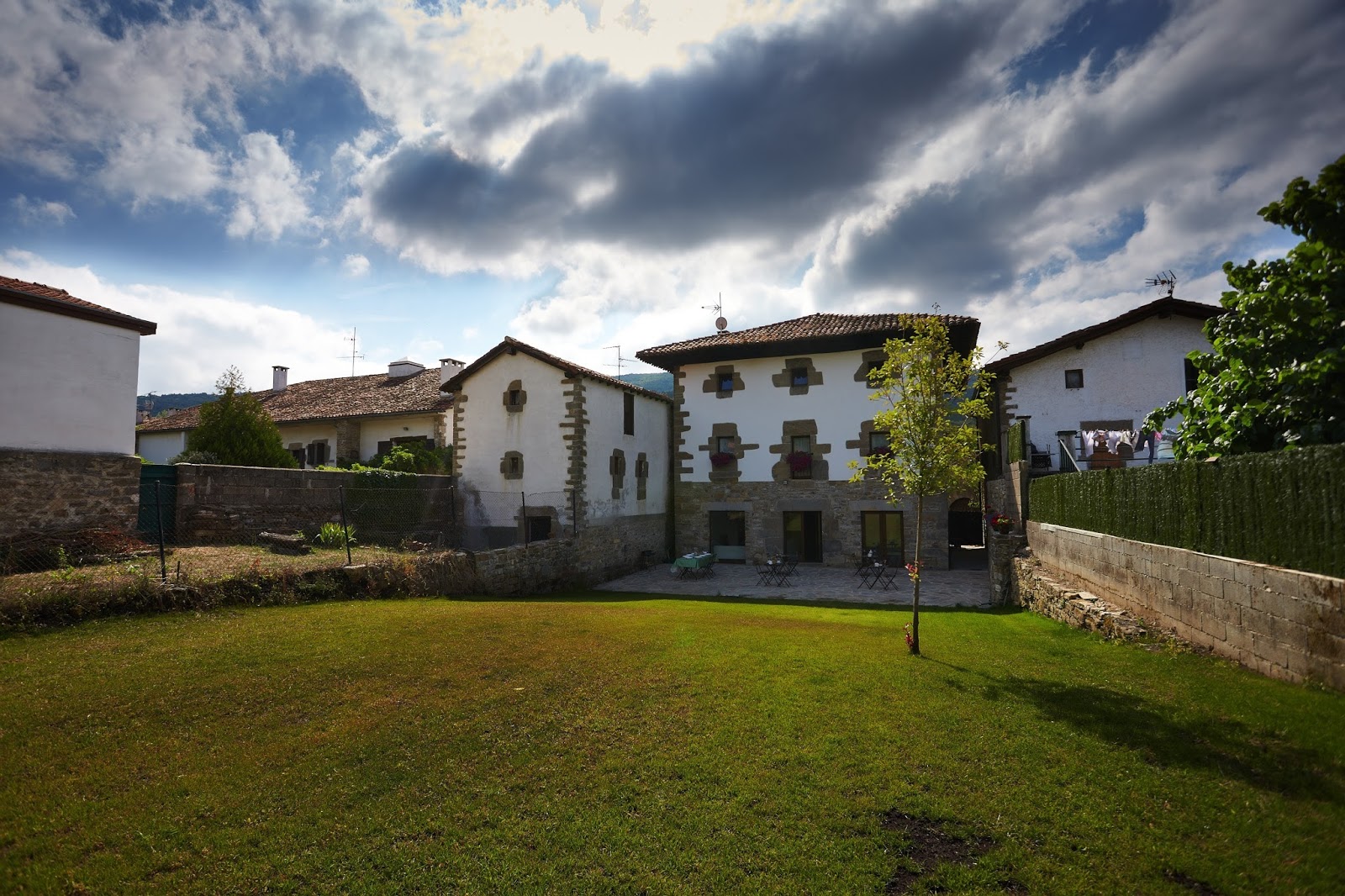 Casa de Pío. Casa Rural, apartment accommodation in Larrasoaña on the Camino Frances