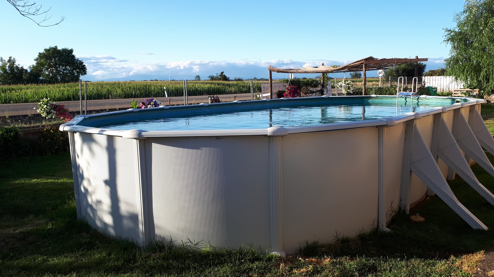Albergue Vieira photo 3, albergue accommodation in San Martin del Camino on the Camino Frances