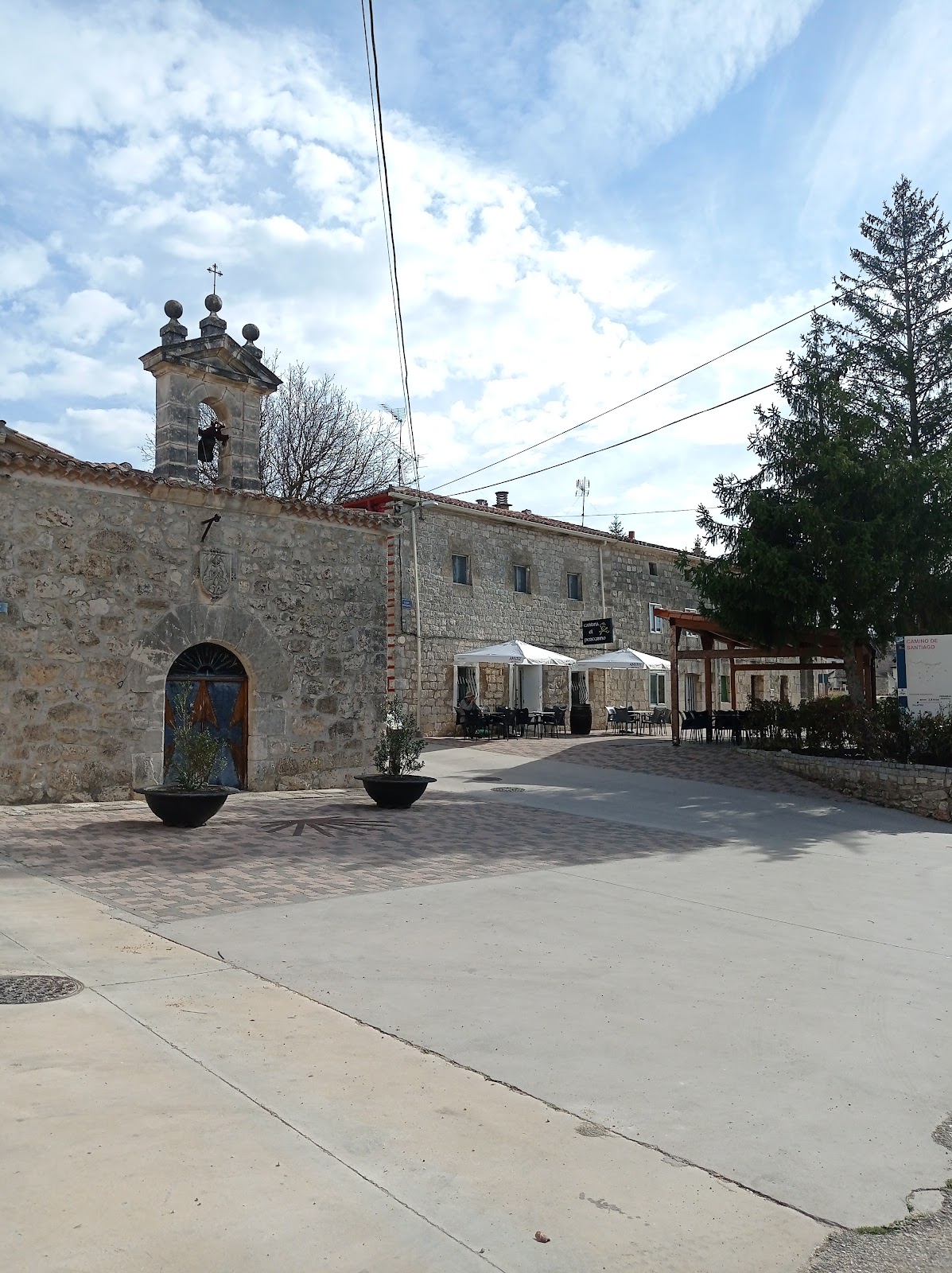 Albergue Restaurante El Peregrino, albergue accommodation in Orbaneja Riopico on the Camino Frances