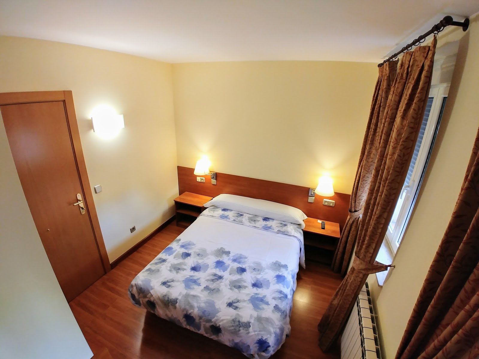 Hostal Prada Borges photo 2, pension accommodation in León on the Camino Frances