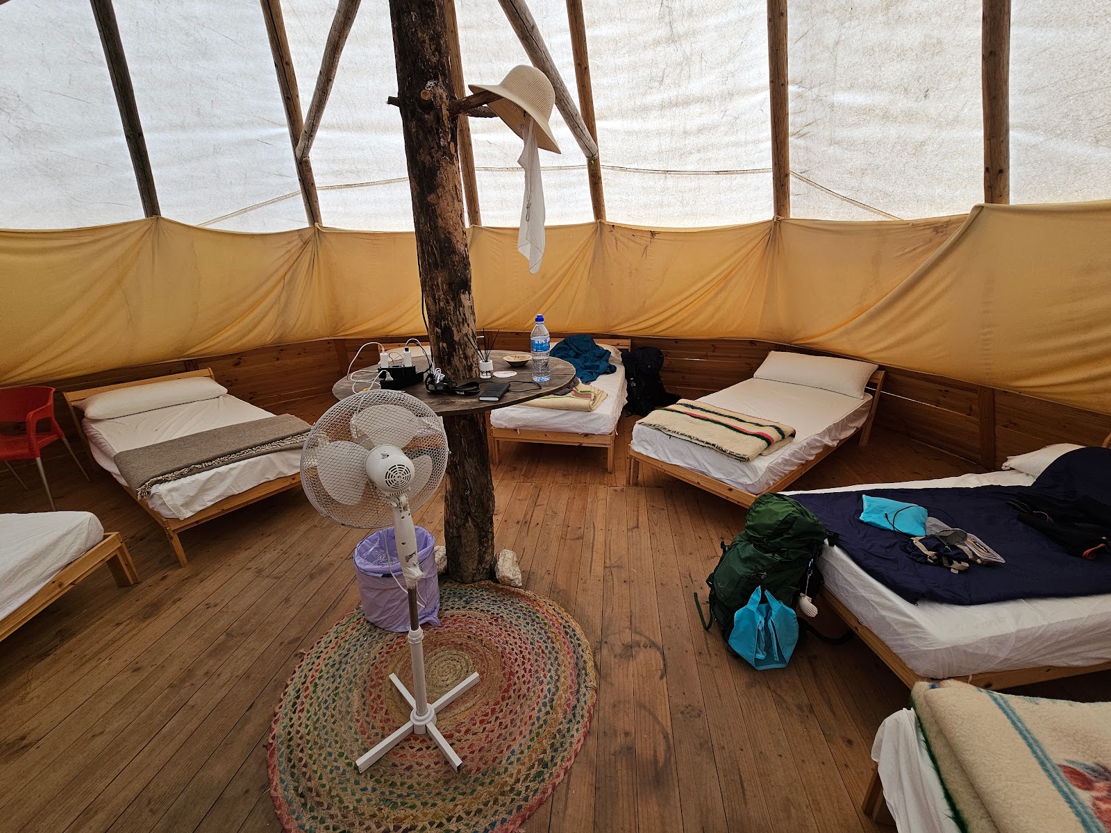 Albergue Indian Way photo 4, albergue accommodation in El Ganso on the Camino Frances