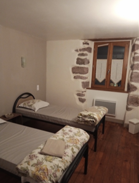 La Vita E Bella photo 2, albergue accommodation in St Jean Pied de Port on the Camino Frances