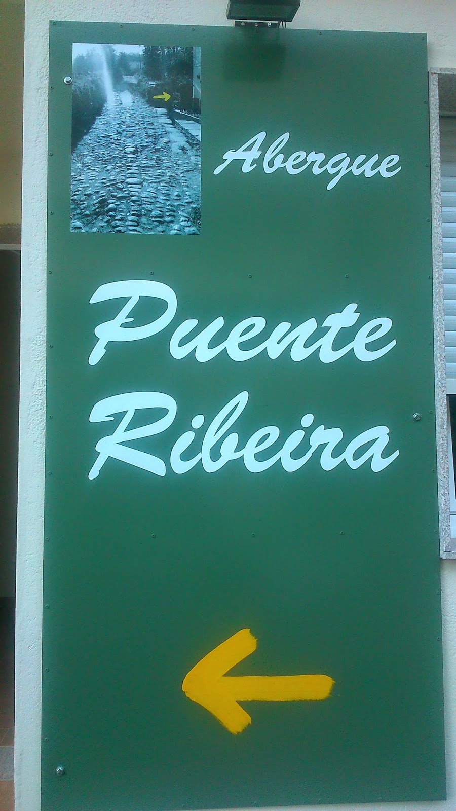 Pensión Albergue Puente Ribeira photo 4, pension accommodation in Sarria on the Camino Frances