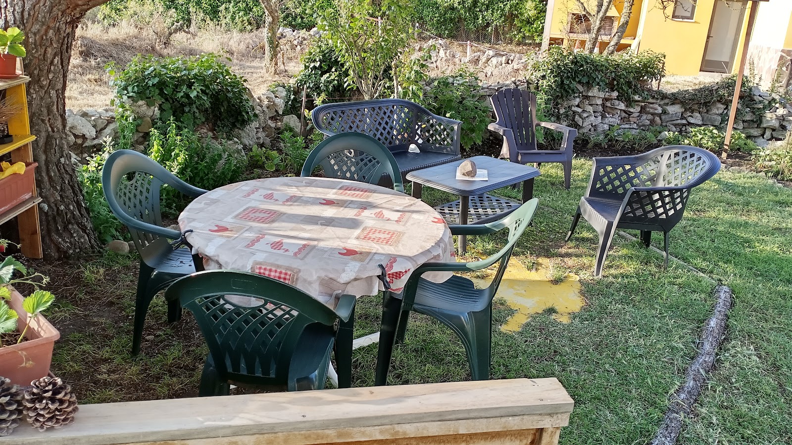 Casa Las Almas, albergue accommodation in Espinosa del Camino on the Camino Frances