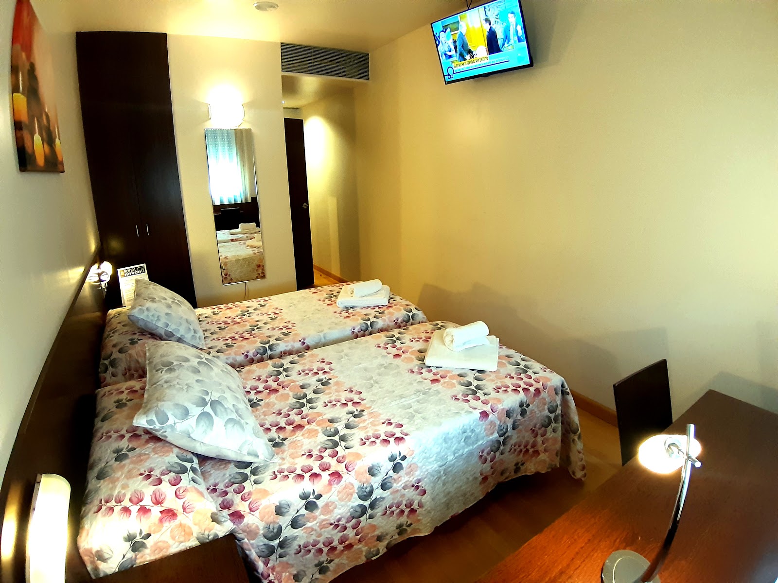 Hostal Nirvana photo 10, pension accommodation in Ponferrada on the Camino Frances