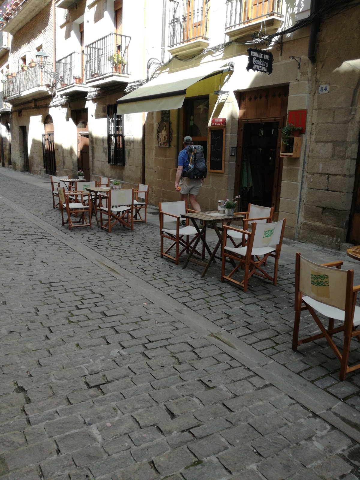 Apartamento Ganbara photo 4, apartment accommodation in Puente La Reina / Gares on the Camino Frances