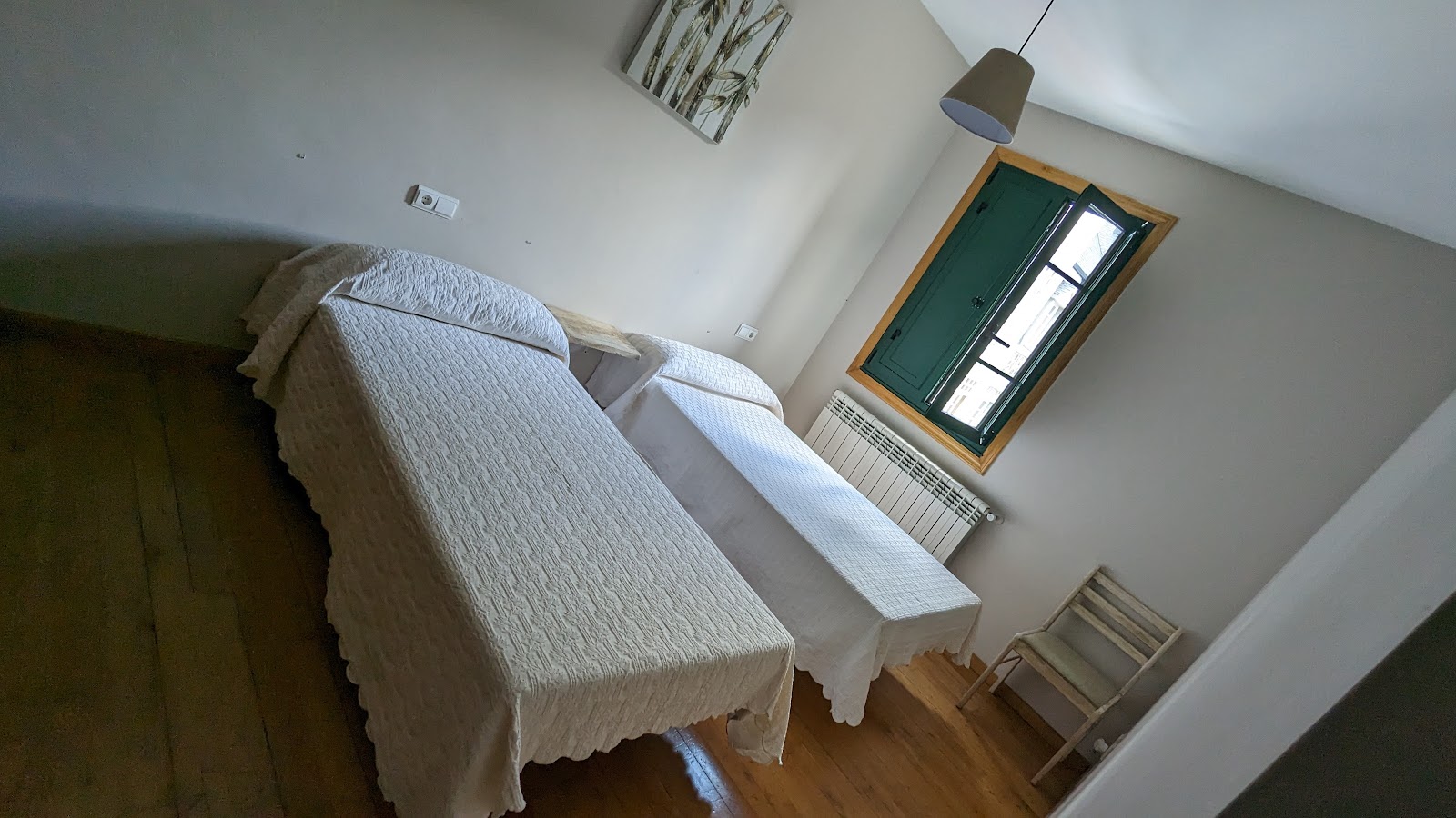 tras do convento photo 2, albergue accommodation in Samos on the Camino Frances