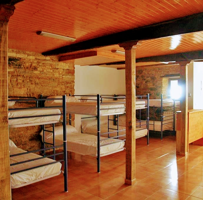 El rincón de Pin photo 4, albergue accommodation in Ruitelán on the Camino Frances