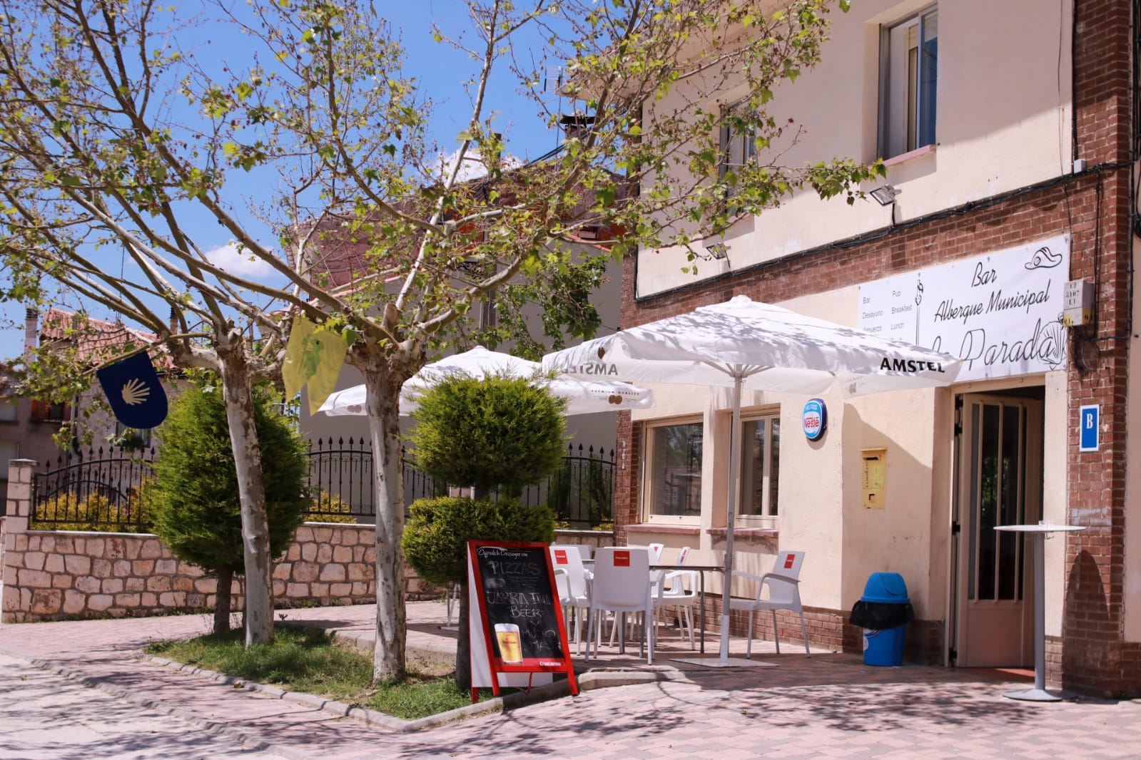 Albergue bar municipal la parada, albergue accommodation in Cardeñuela de Ríopico on the Camino Frances