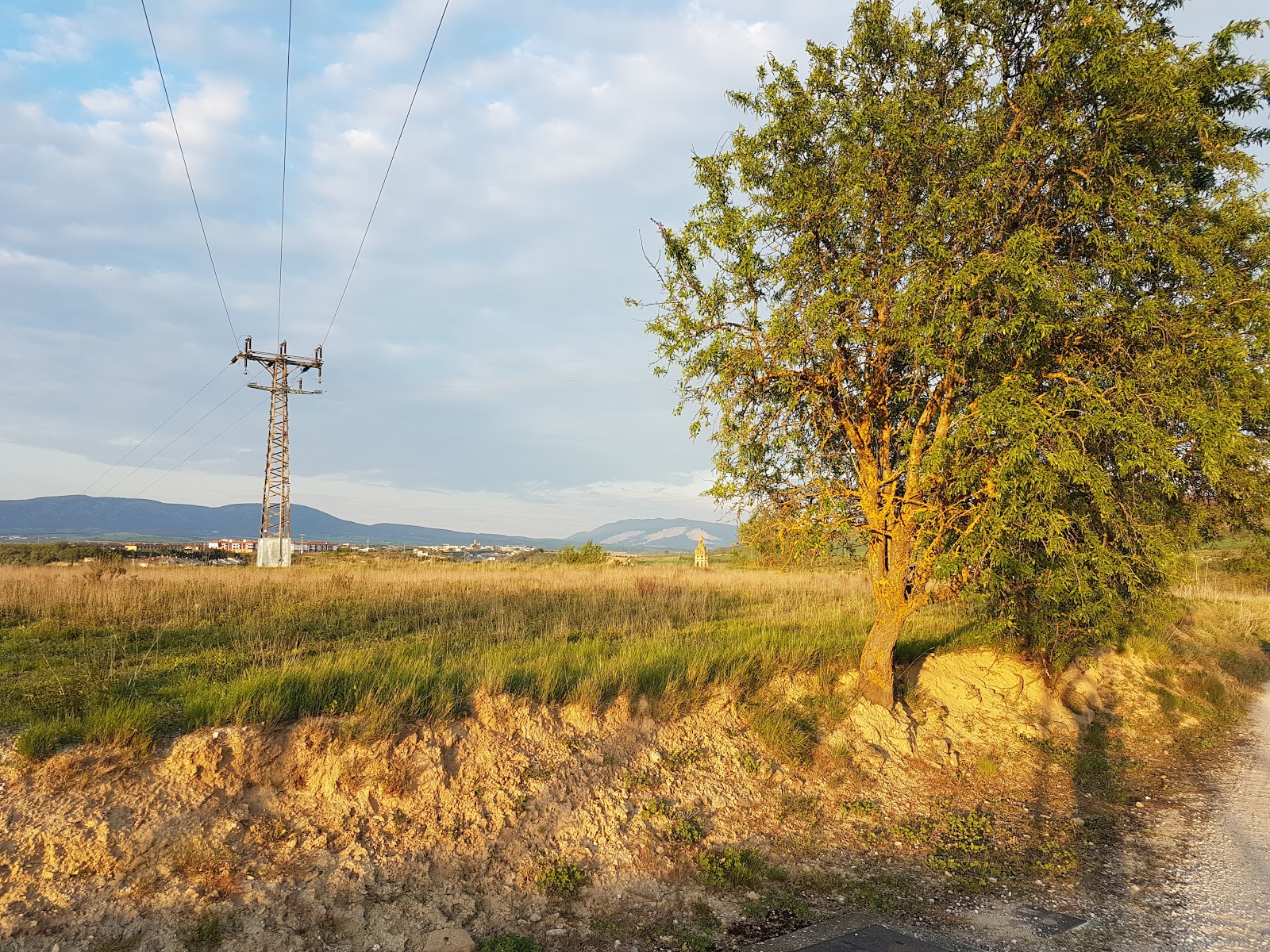 Camping El Real (Hostel) photo 9, albergue accommodation in Puente La Reina / Gares on the Camino Frances