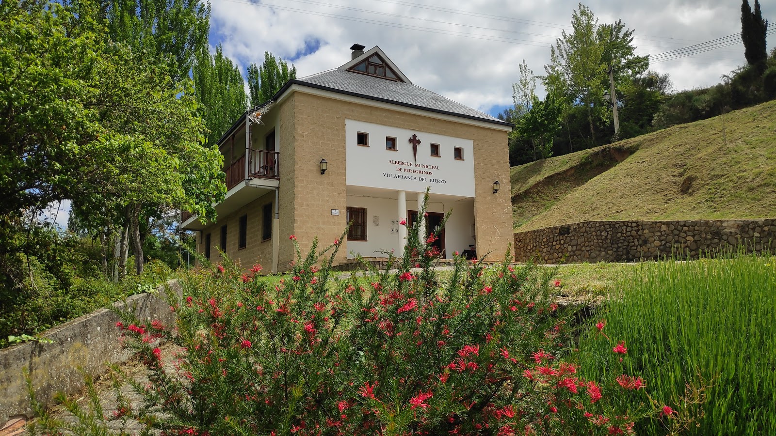 Public Albergue of Villafranca del Bierzo, albergue accommodation in Villafranca del Bierzo on the Camino Frances
