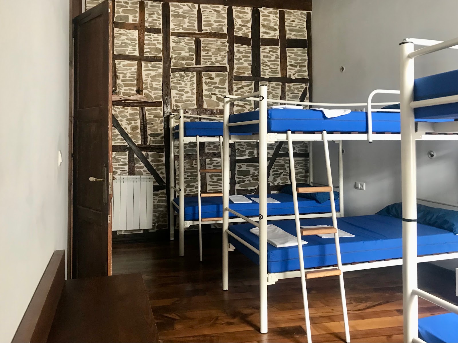 Albergue Leo photo 4, albergue accommodation in Villafranca del Bierzo on the Camino Frances