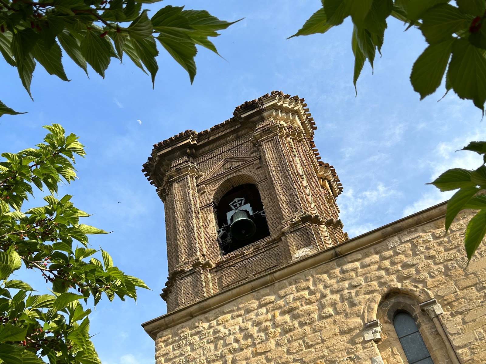 ALBERGUE ANFAS, albergue accommodation in Estella on the Camino Frances