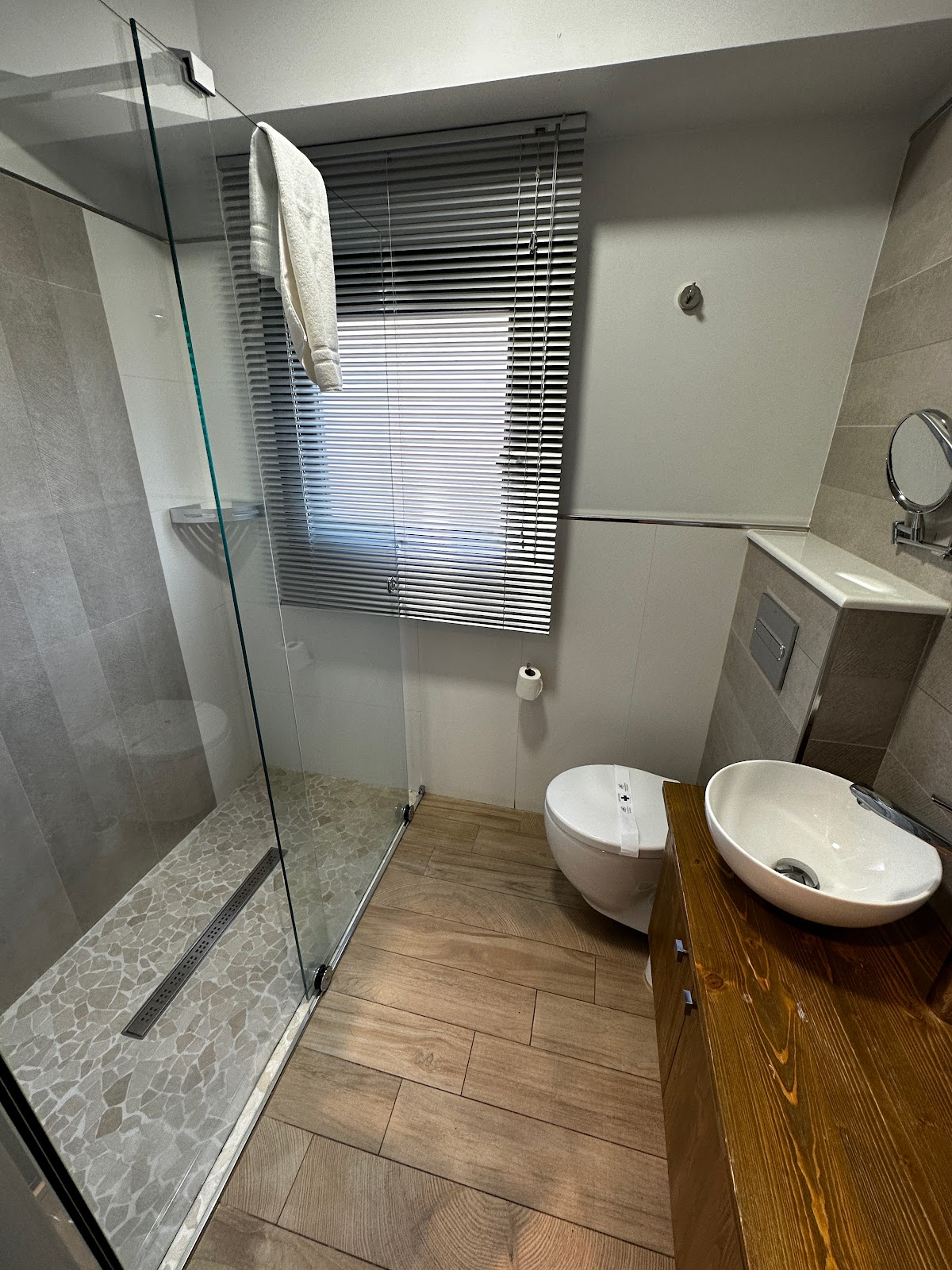 Hostal Cantón Plaza photo 3, hotel accommodation in Hospital de Orbigo on the Camino Frances
