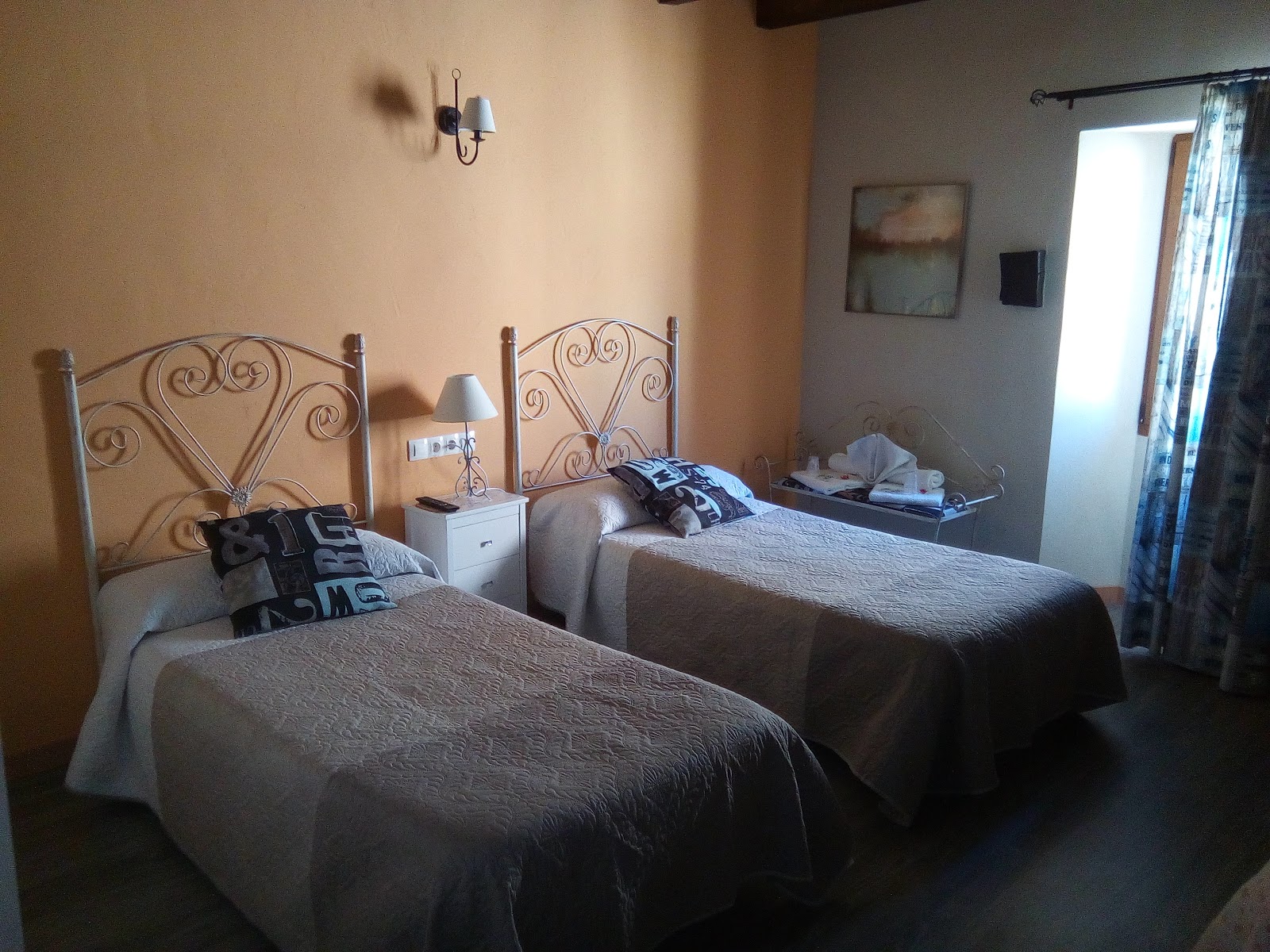 A Cien Leguas photo 6, albergue accommodation in Castrojeriz on the Camino Frances