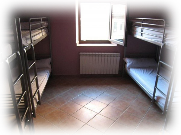 Albergue Liberanos Domine photo 6, albergue accommodation in Rabé de las Calzadas on the Camino Frances