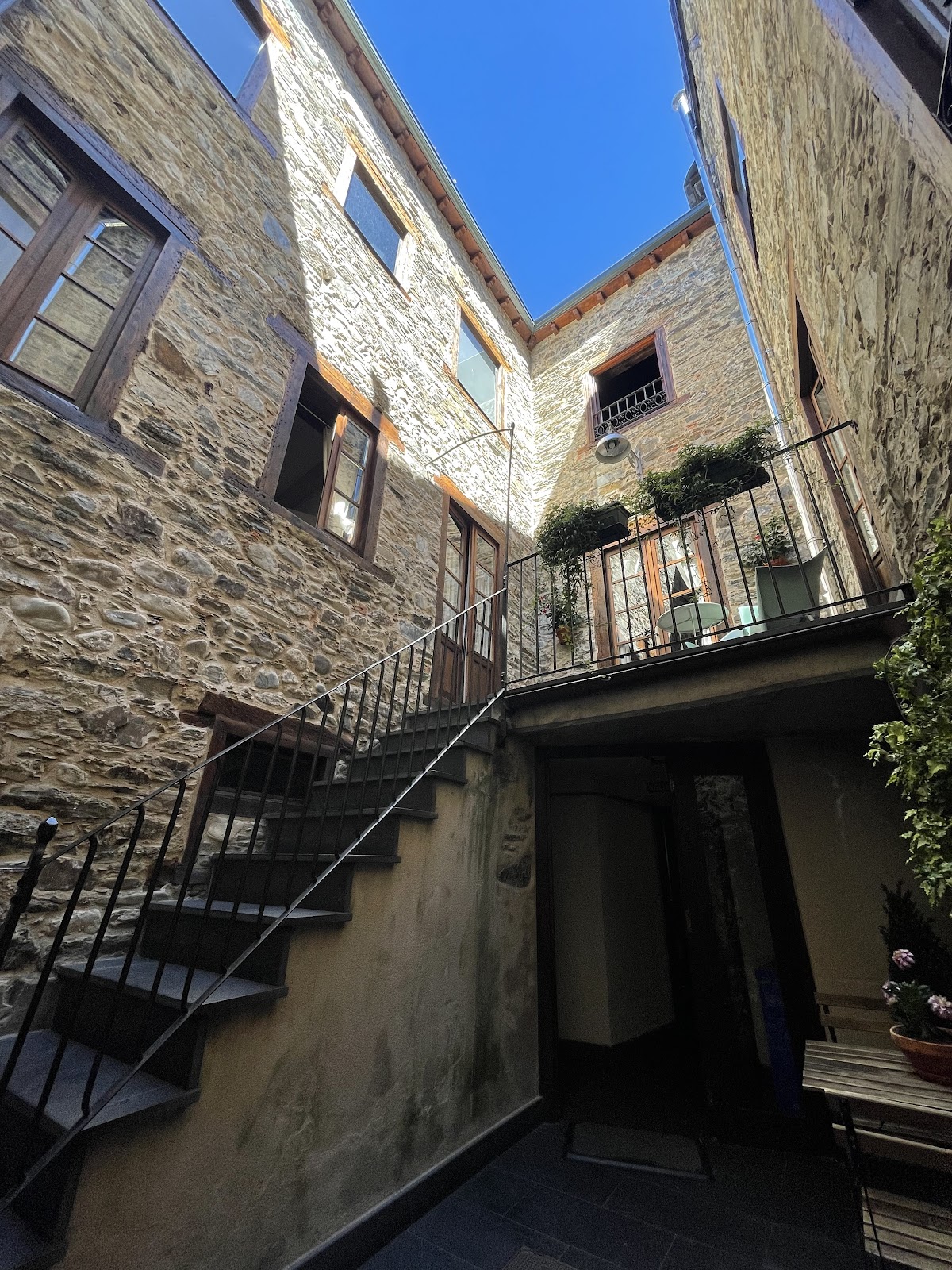 Albergue Leo photo 3, albergue accommodation in Villafranca del Bierzo on the Camino Frances