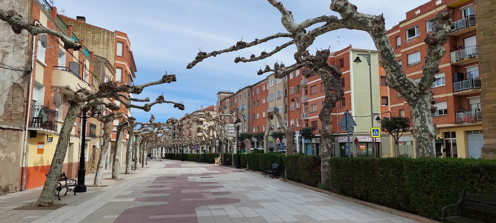 Hostal La Catedral, pension accommodation in Santo Domingo de la Calzada on the Camino Frances