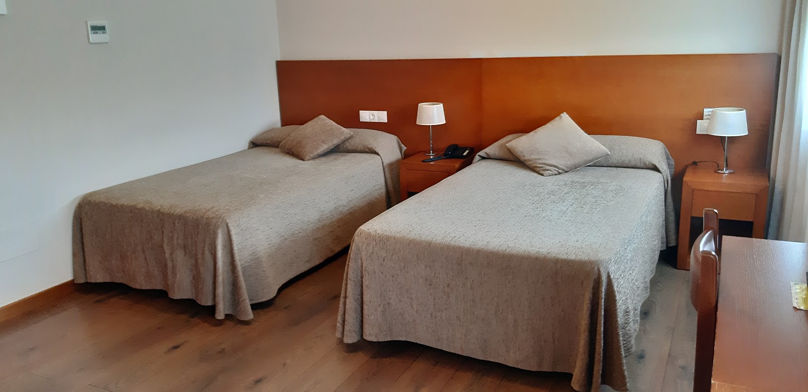 Pensión Residencial Platas photo 12, guesthouse accommodation in Pedrouze / Arca on the Camino Frances