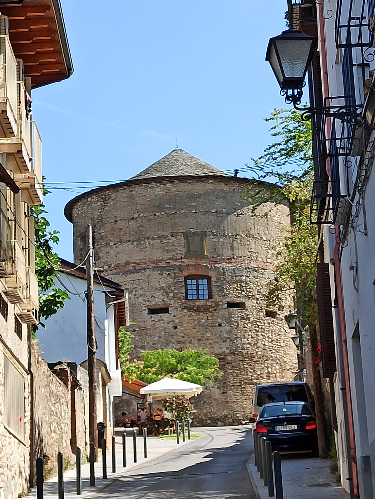 Hostal Ultreia & wineshop, pension accommodation in Villafranca del Bierzo on the Camino Frances