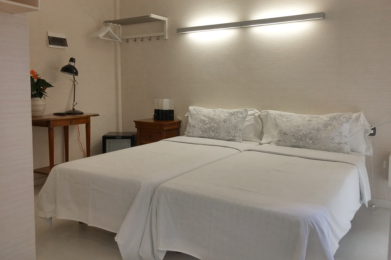 Pensión Easo photo 2, guesthouse accommodation in San Sebastian on the Camino del Norte