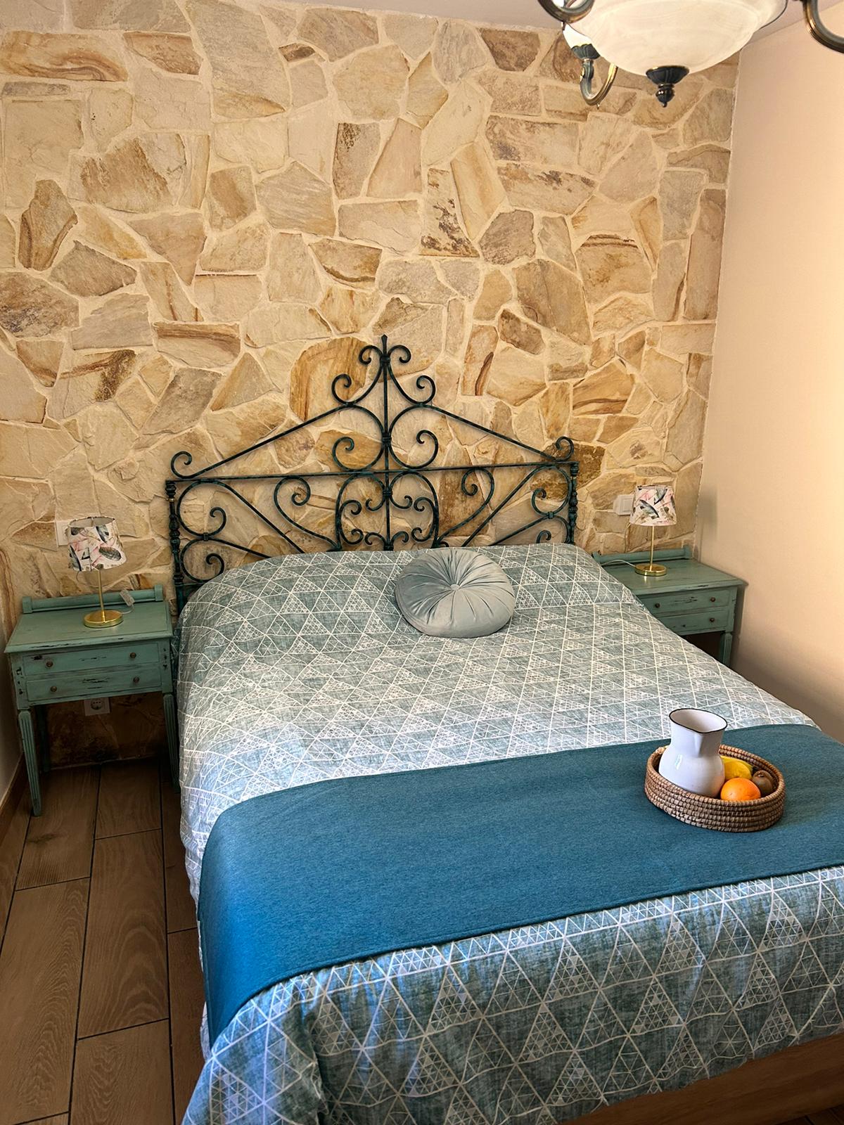Lua Bierzo photo 2, guesthouse accommodation in Molinaseca on the Camino Frances