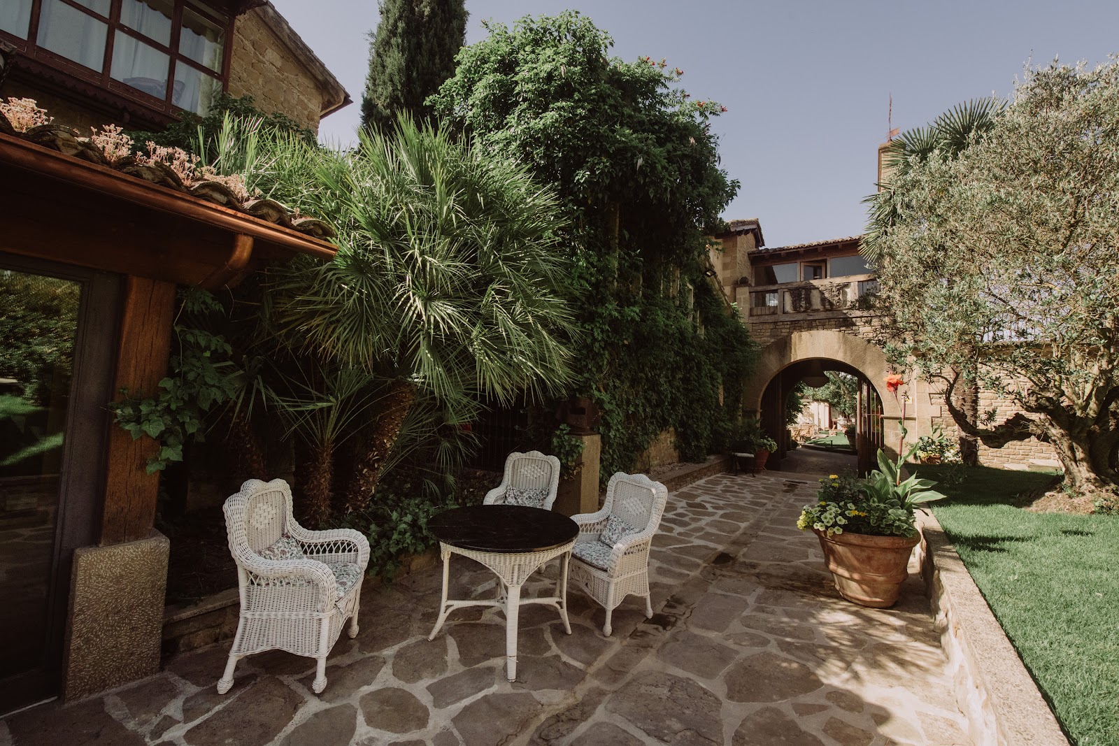 El Peregrino photo 8, hotel accommodation in Puente La Reina / Gares on the Camino Frances