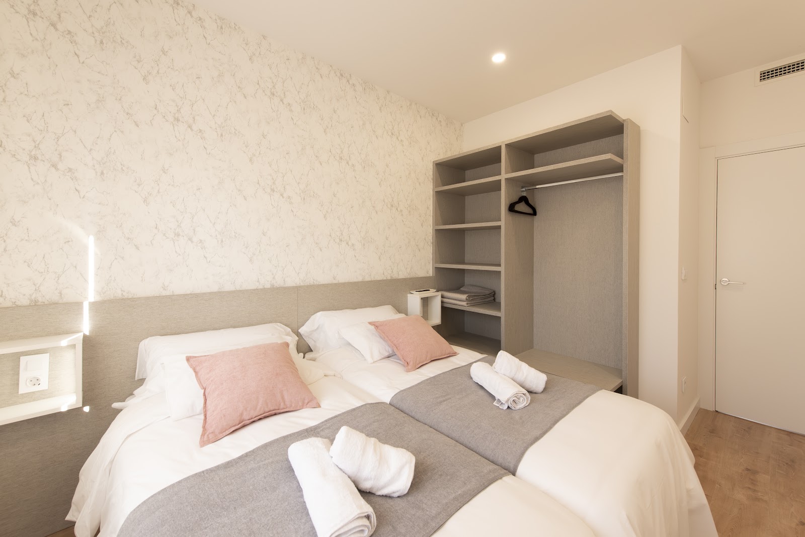 ALAIA ROOMS, Tourist Apartments & Hostel photo 5, apartment accommodation in Logroño on the Camino Frances