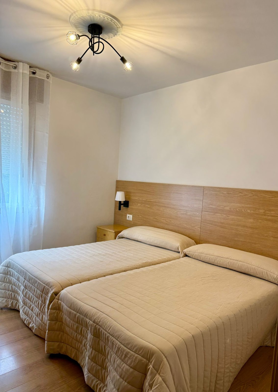 Pensión O Regato photo 2, guesthouse accommodation in Redondela on the Camino Portuguese