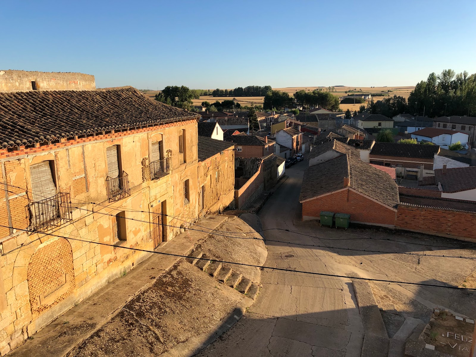 Población de Campos locality view on the Camino Frances route
