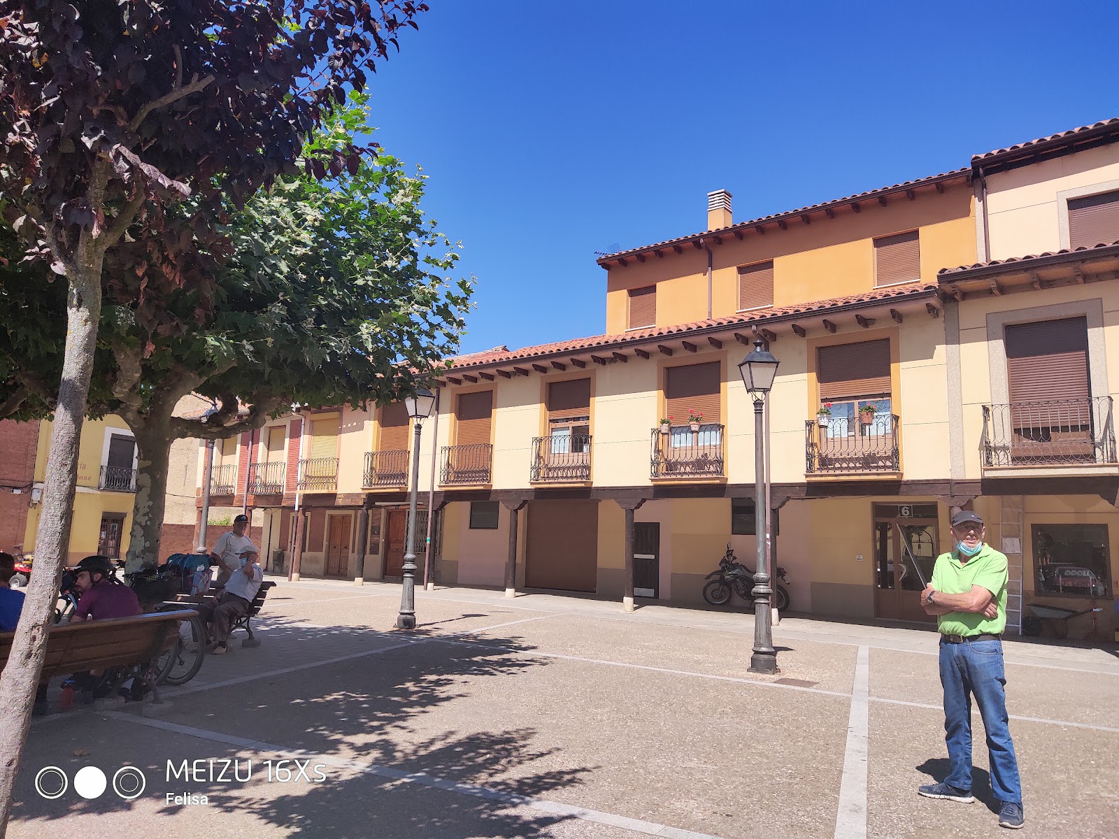 Mansilla de las Mulas locality view on the Camino Frances route