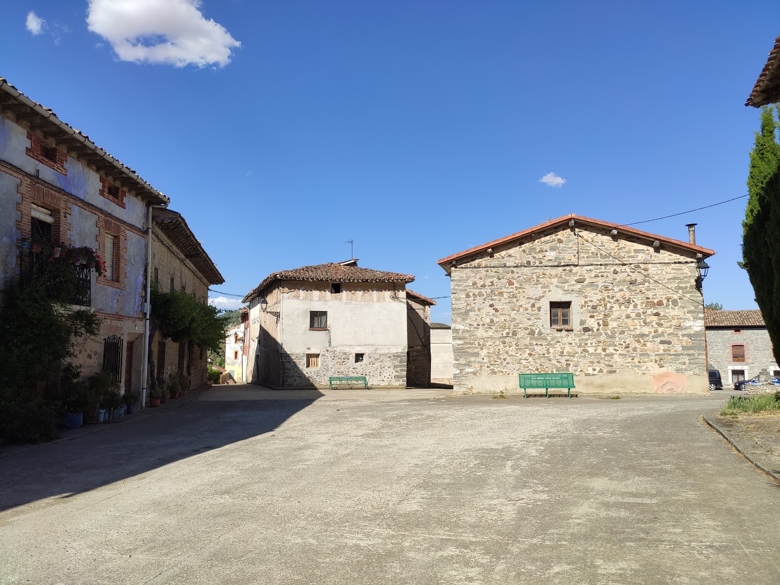 Villamayor del Rio locality view on the Camino Frances route