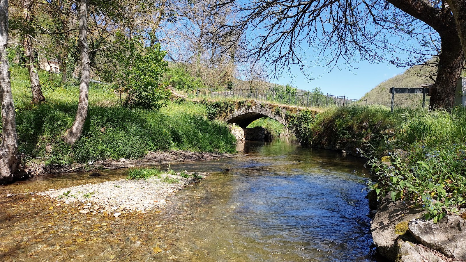 Las Herrerías locality view on the Camino Frances route