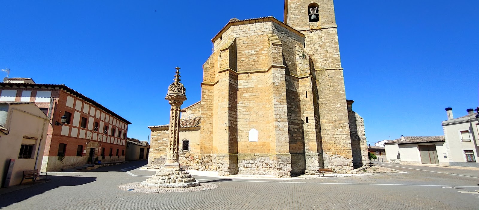 Boadilla del Camino locality view on the Camino Frances route