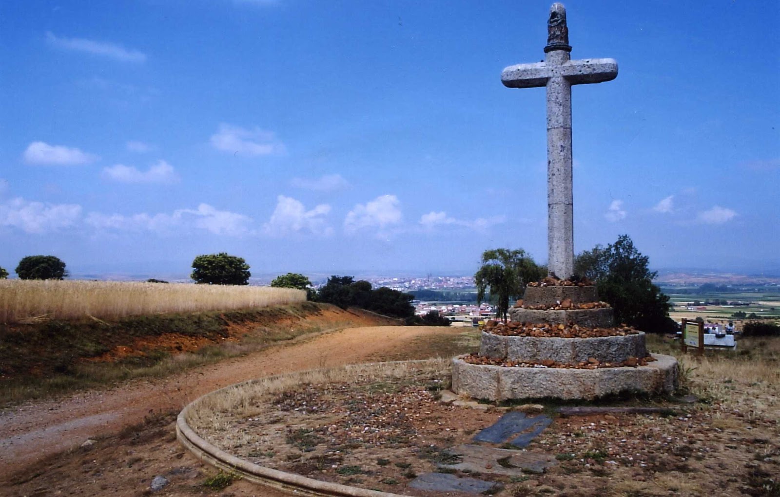 San Justo de la Vega locality view on the Camino Frances route